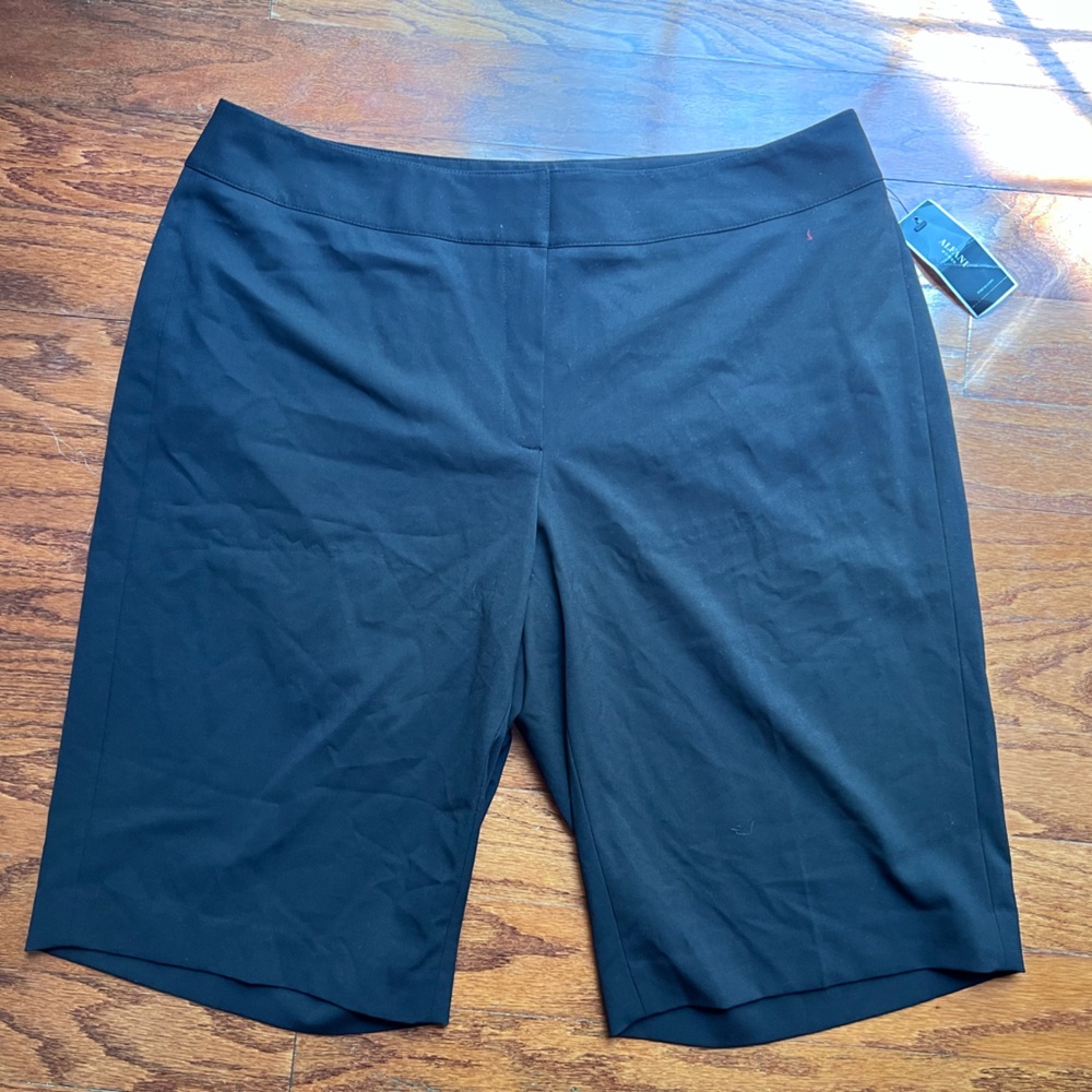 Black Women’s Pull-On Bermuda Shorts